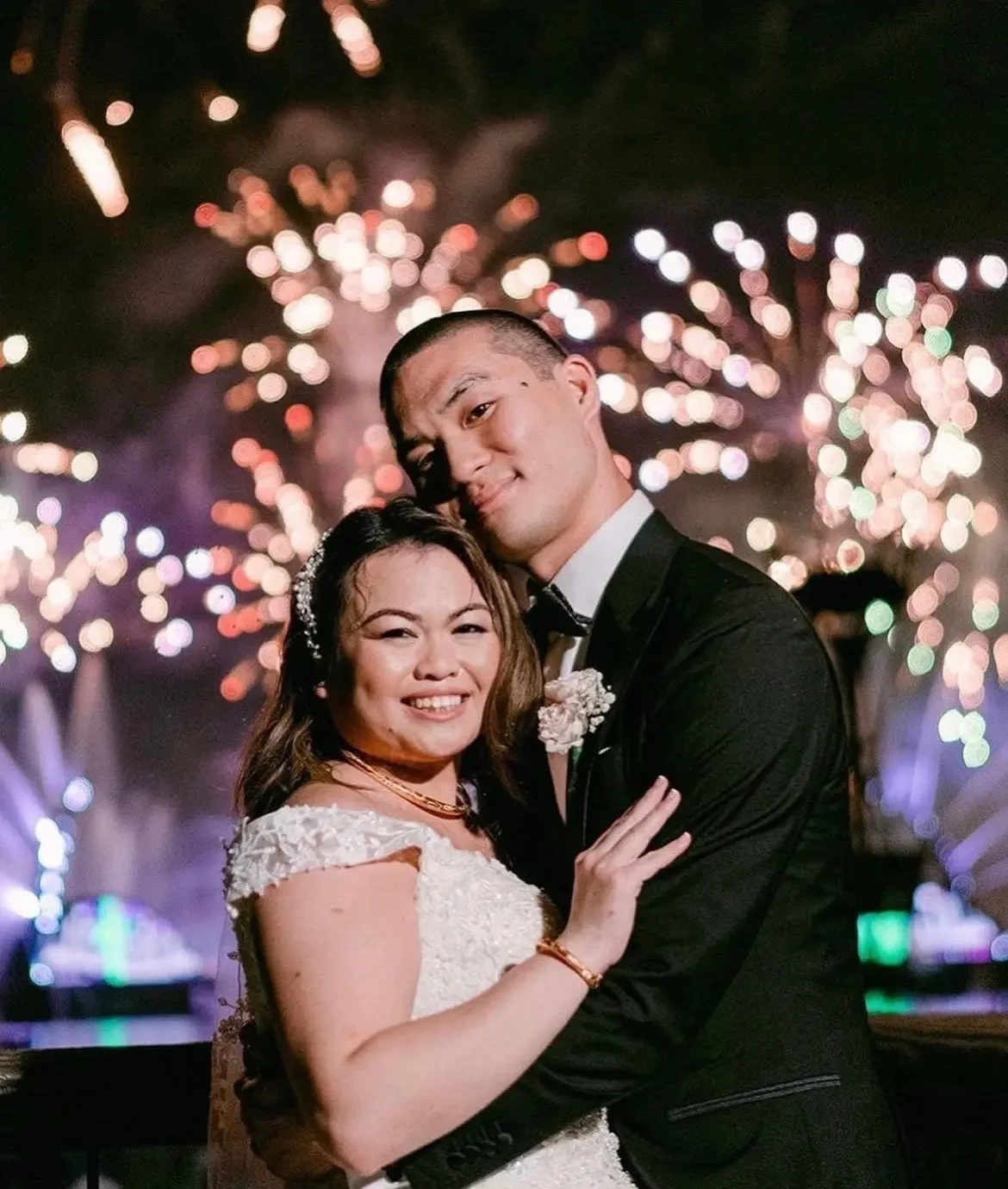 Red, White &amp; "I Do:" Wedding Dress Inspiration. Desktop Image