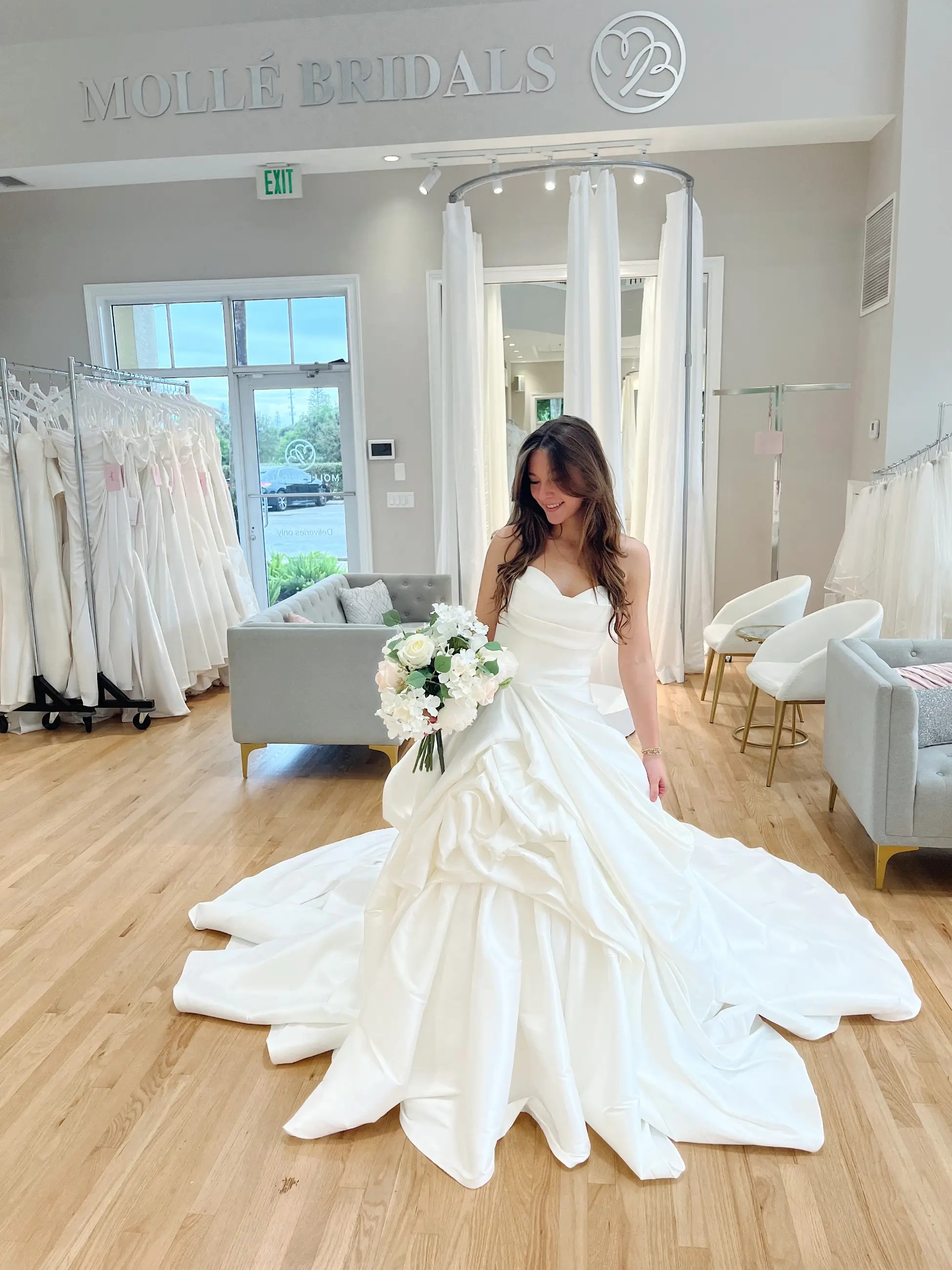 The Ultimate Bridal Appointment Checklist Image