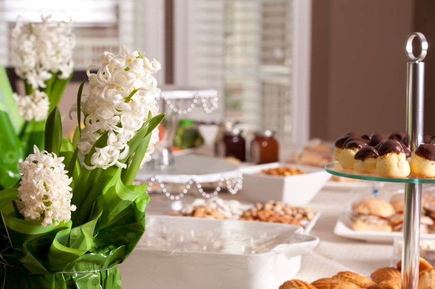 Planning a Bridal Shower. Desktop Image