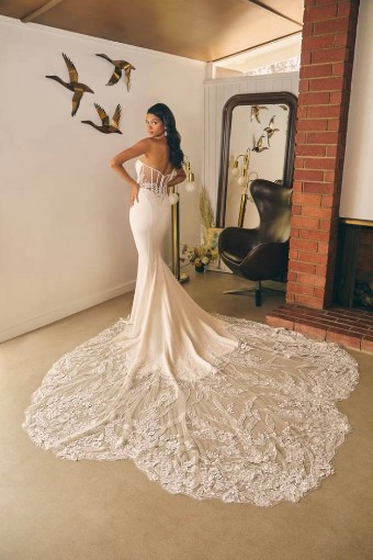 Casablanca Bridal #3 thumbnail